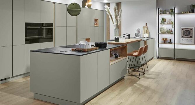 02_31_31542_23_Senso_494_M