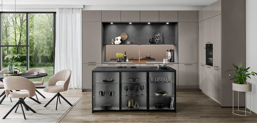 csm_neuheiten26_fronten_31143_25_M13_Novalux_513_Taupe_M_a5c11e7213