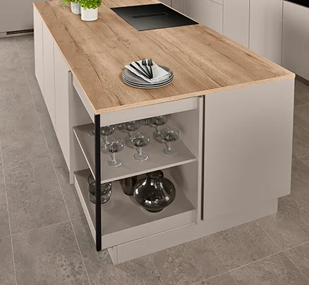 csm_neuheiten26_kuechen_furnspin_rechts_31212_25_Senso_483_D_3bd0dd5c02